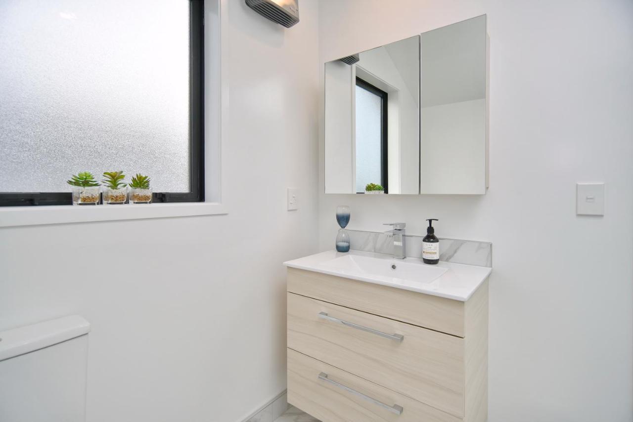כרייסטצ'רץ' Sea Air And Sandy Beach, Beautiful 1 Bed 1 Bath מראה חיצוני תמונה