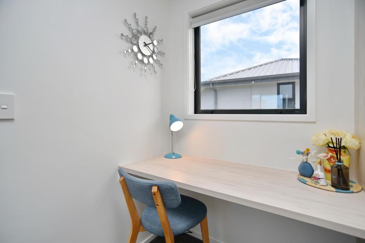 כרייסטצ'רץ' Sea Air And Sandy Beach, Beautiful 1 Bed 1 Bath מראה חיצוני תמונה